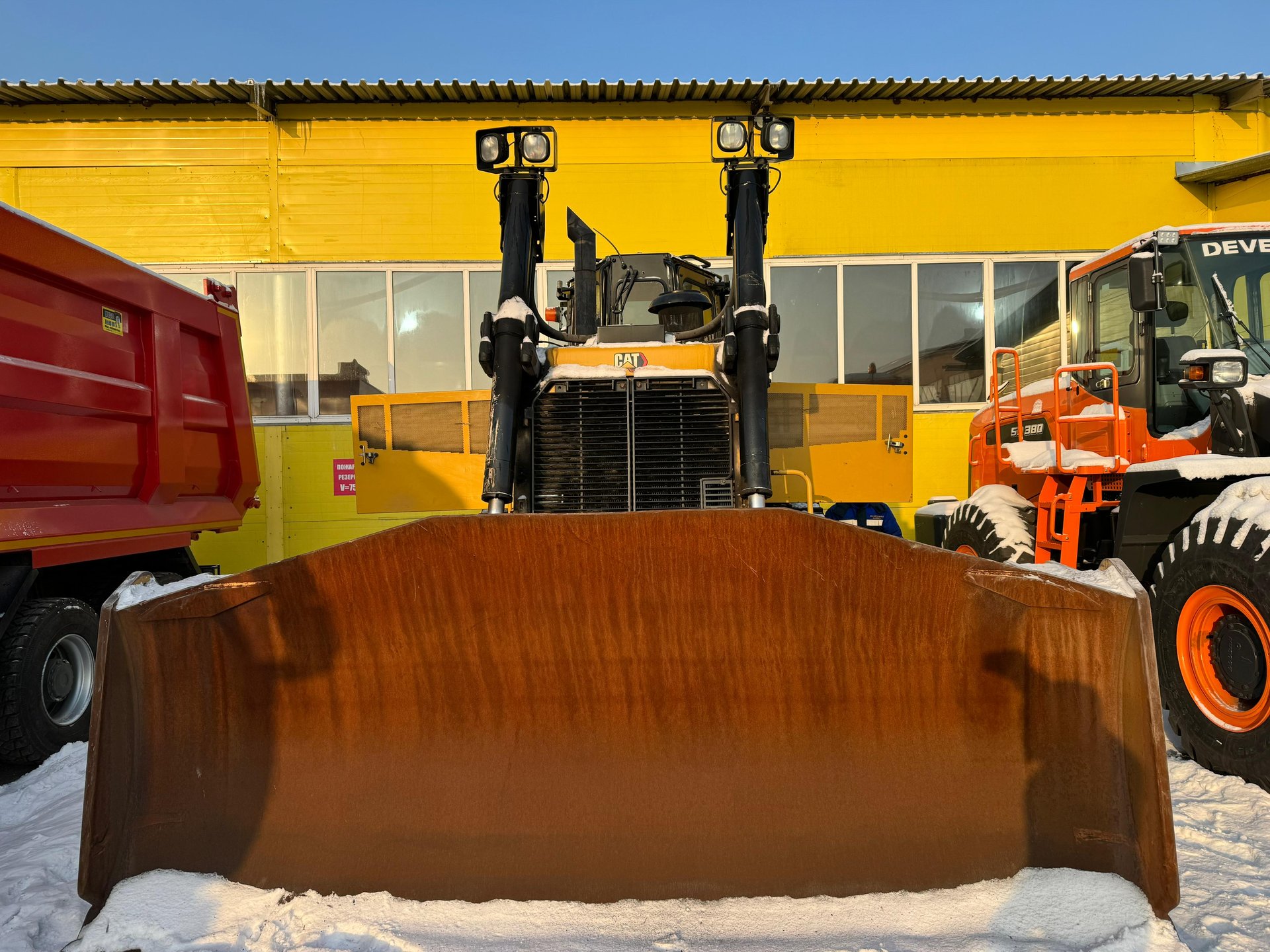 CAT D8R — Новокузнецк