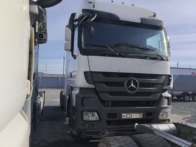 Седельный тягач Mercedes-Benz Actros — Набережные Челны