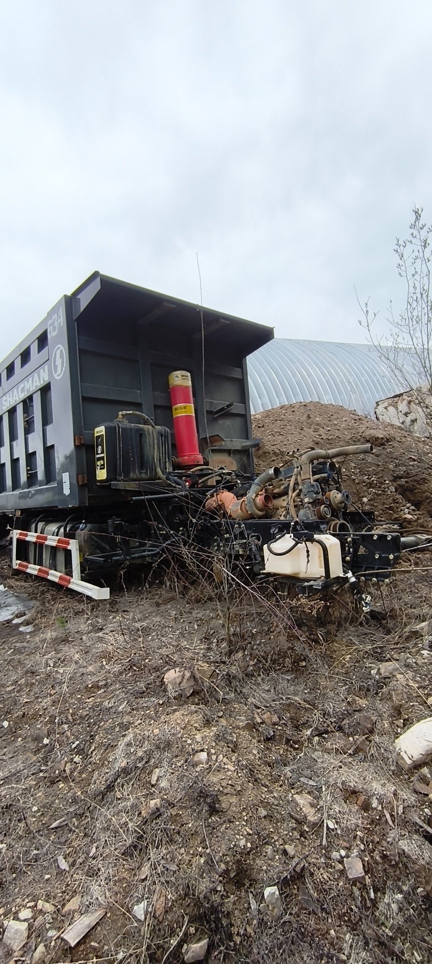 Shacman (Shaanxi) SX* 6x4 Самосвал — Алдан