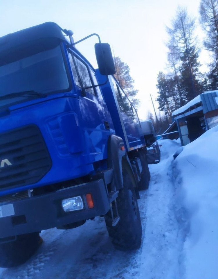 Вахтовый автобус Урал М 3255-3013-79 — Россия