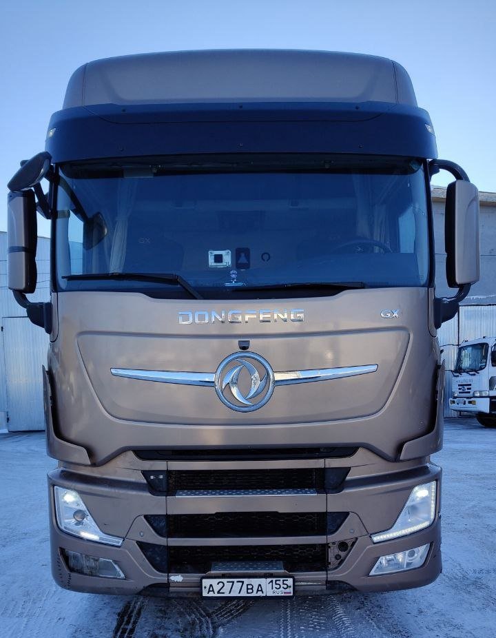 DongFeng GX 4x2 Седельный тягач — Омск