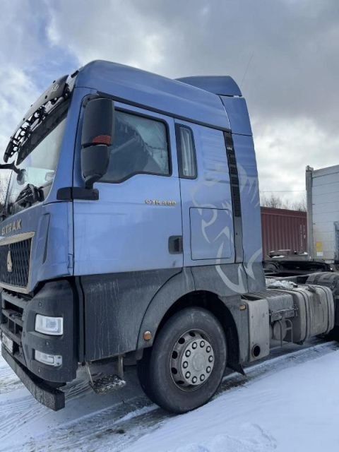 Седельный тягач SITRAK C7H MAX — Корсаков