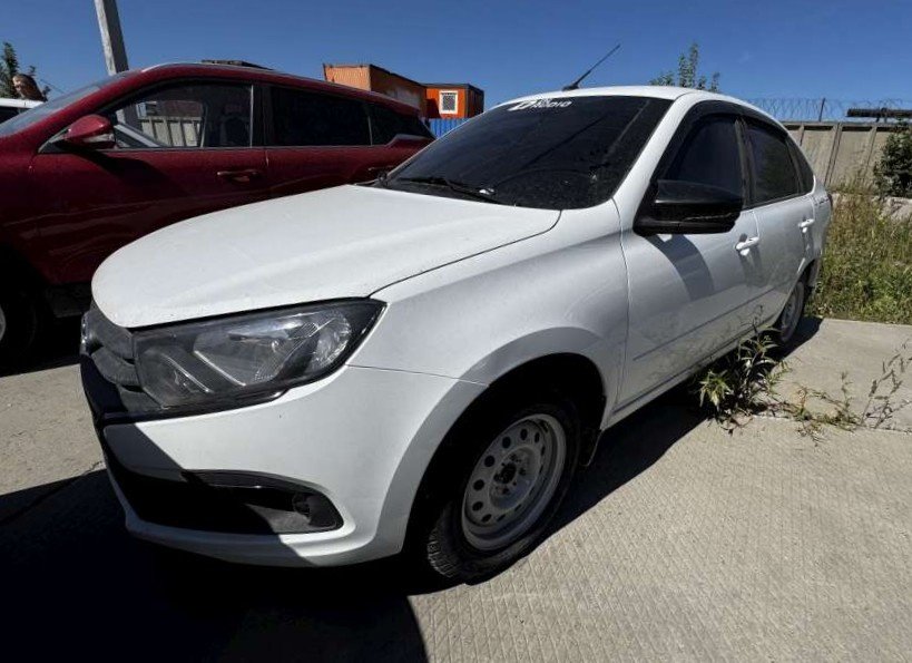 LADA Granta лифтбек — Новосибирск