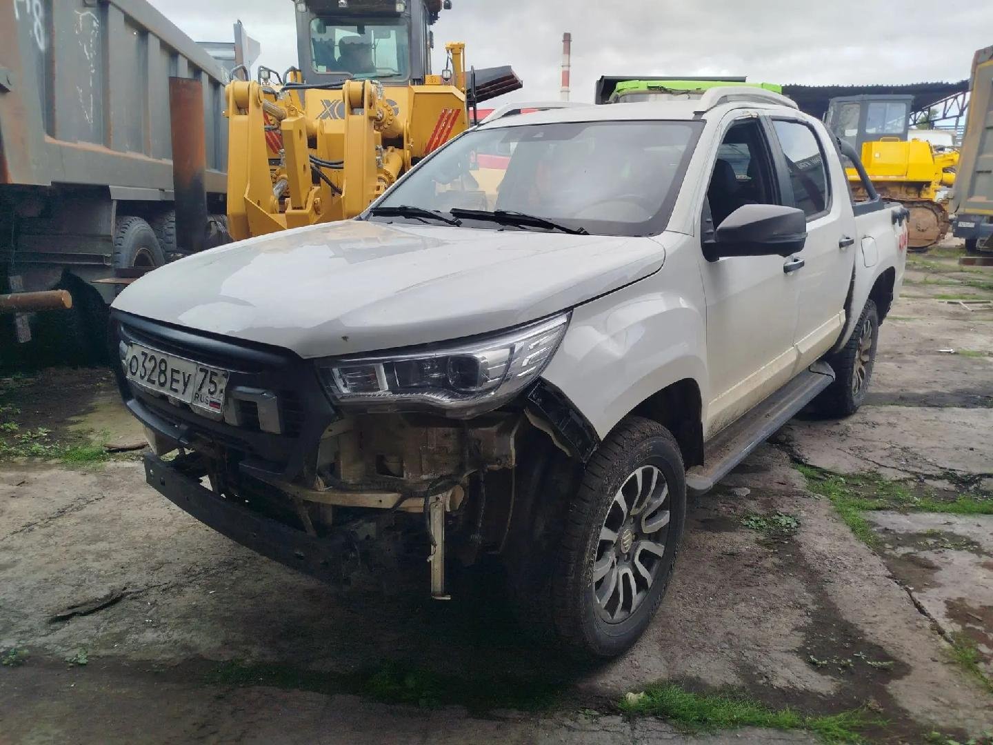 Foton Tunland G7 Премиум 2.0 дизель АТ полный привод (Premium) — Чита