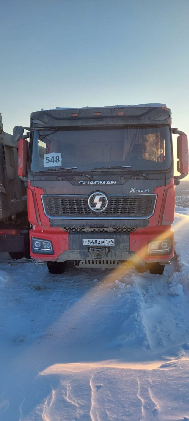 Shacman (Shaanxi) SX* 8x4 Самосвал — Айхал, респ Саха (Якутия)