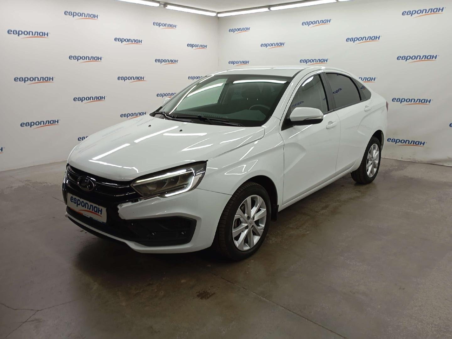 Lada Vesta седан — Москва