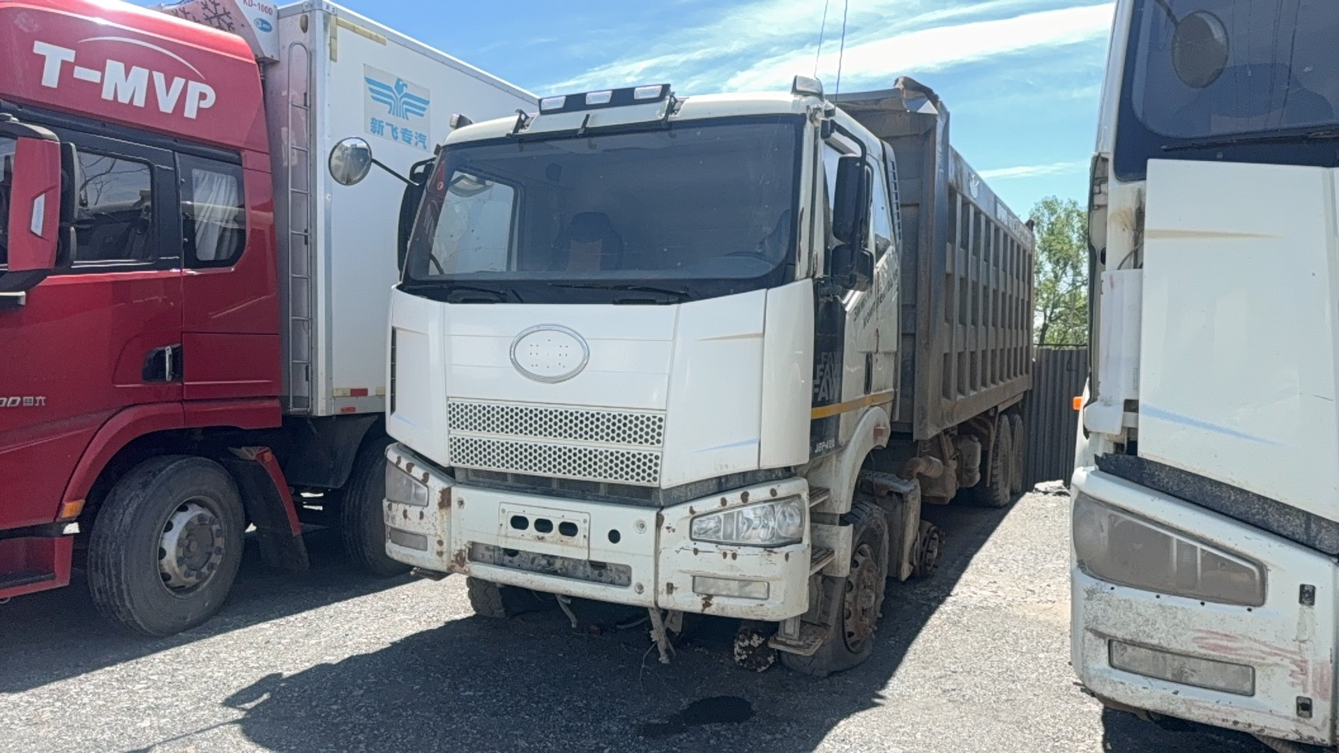 FAW CA 3310 8x4 Самосвал — Хабаровск
