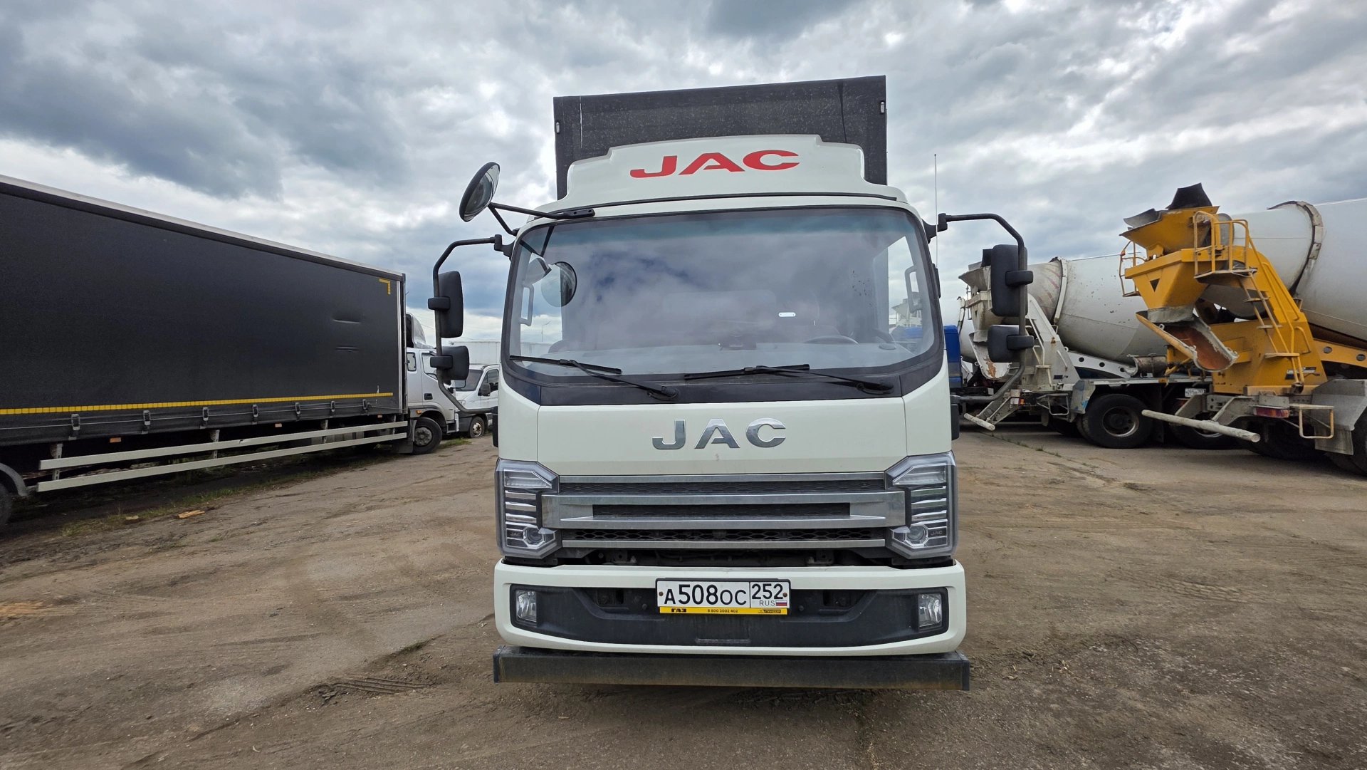 Грузовой бортовой JAC N120L — Москва