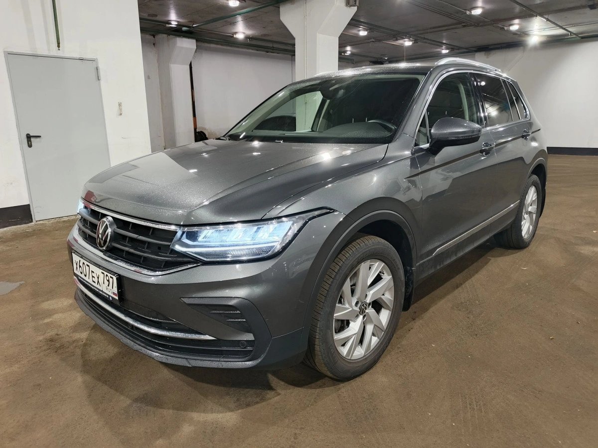 VOLKSWAGEN Tiguan — Москва