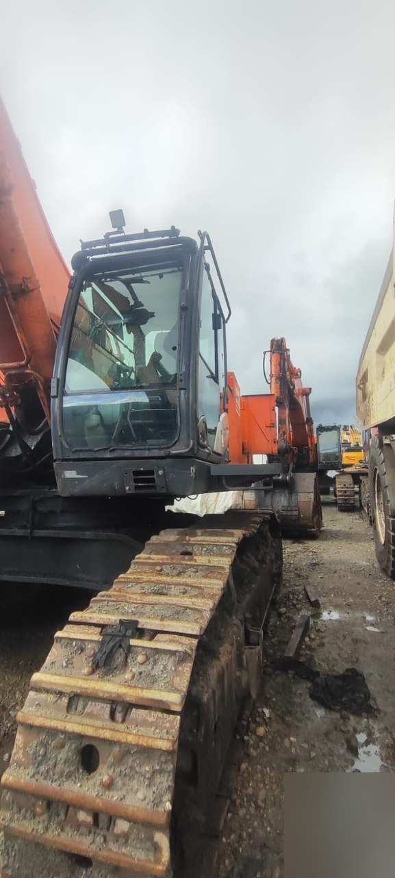 HITACHI ZX870 Экскаватор — Якутск