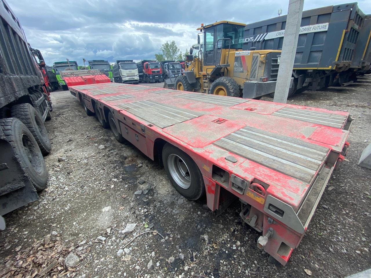 БЕРГЕР Полуприцеп тяжеловоз 4 оси 9854-0000050-04 (Раздвижной) — Новокузнецк