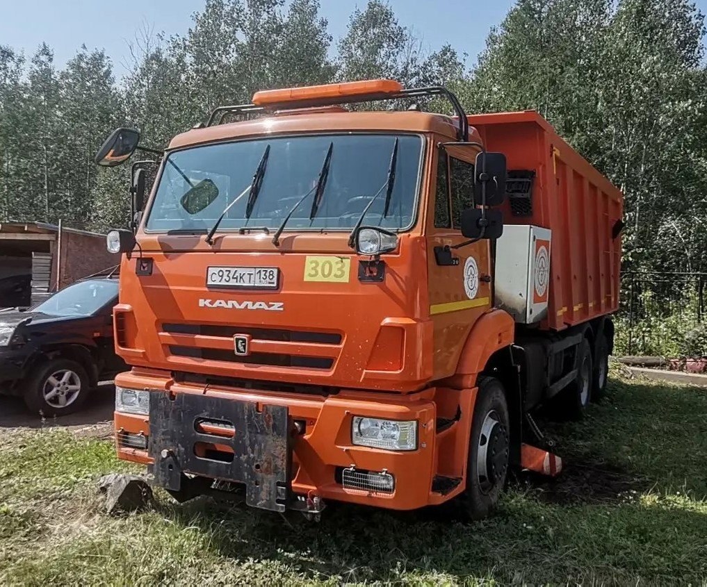 Ряжский Авторемонтный Завод МК-4534 на шасси КамАЗ 6520 6x4 КДМ — Братск