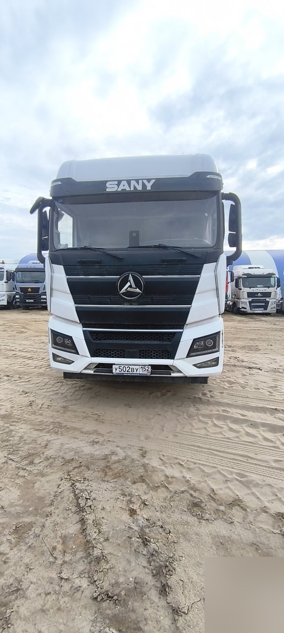 SANY 4x2 Седельный тягач D495AS — Якутск