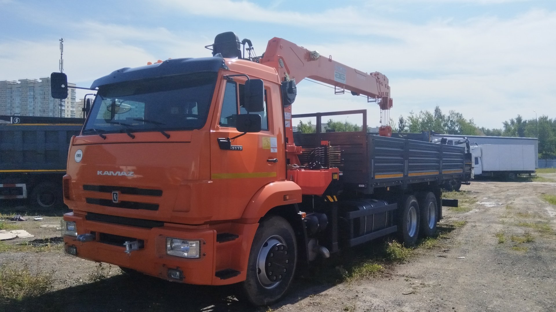 Кран центр КАМАЗ 6590* на шасси КамАЗ 65115 6x4 Бортовой с КМУ — Москва
