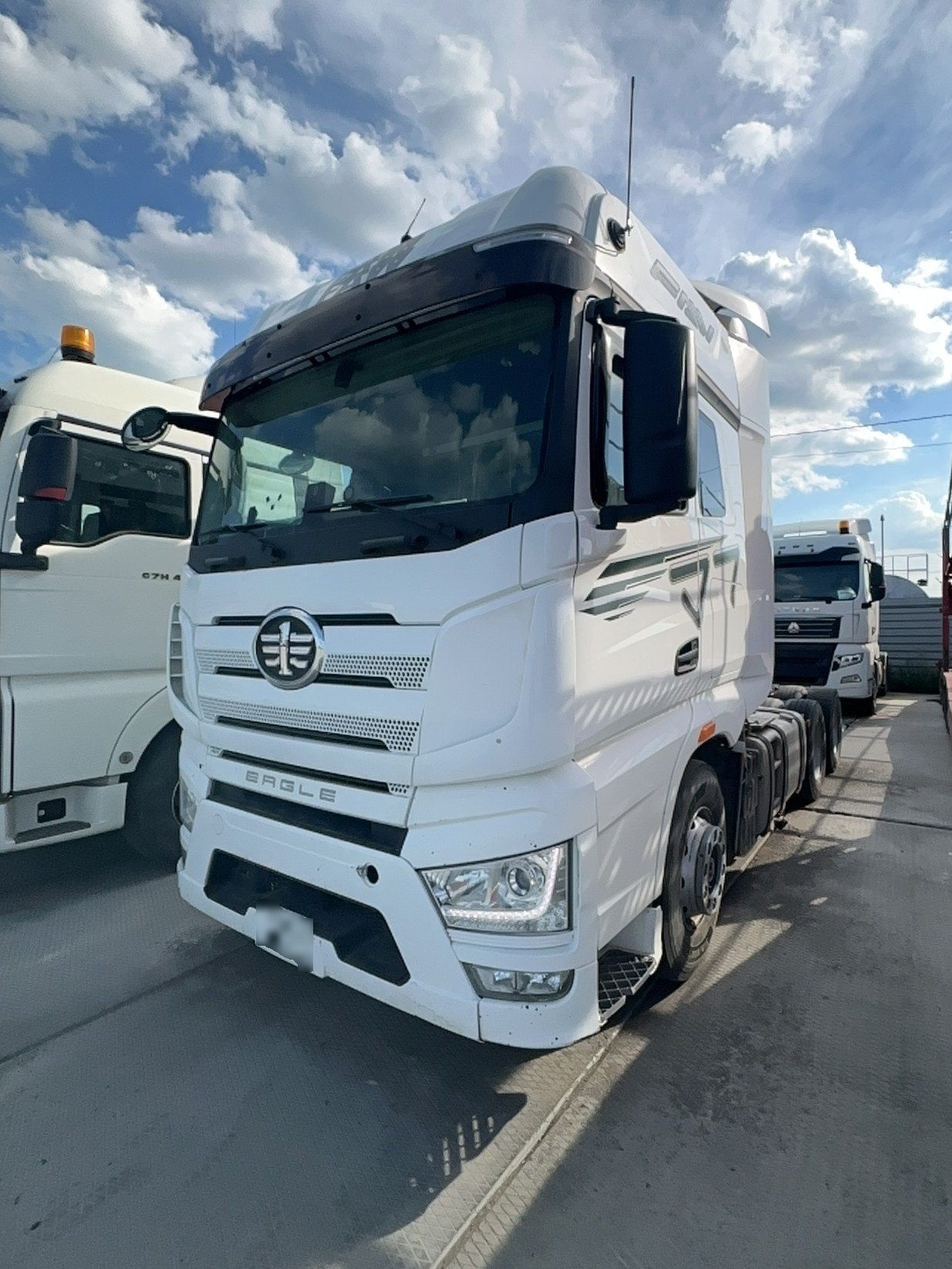 FAW CA 4250 6X4 Седельный тягач — Новосибирск