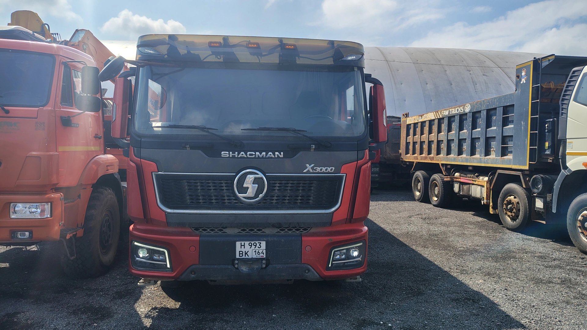 SHACMAN SX33186V366 — Ленинградская область