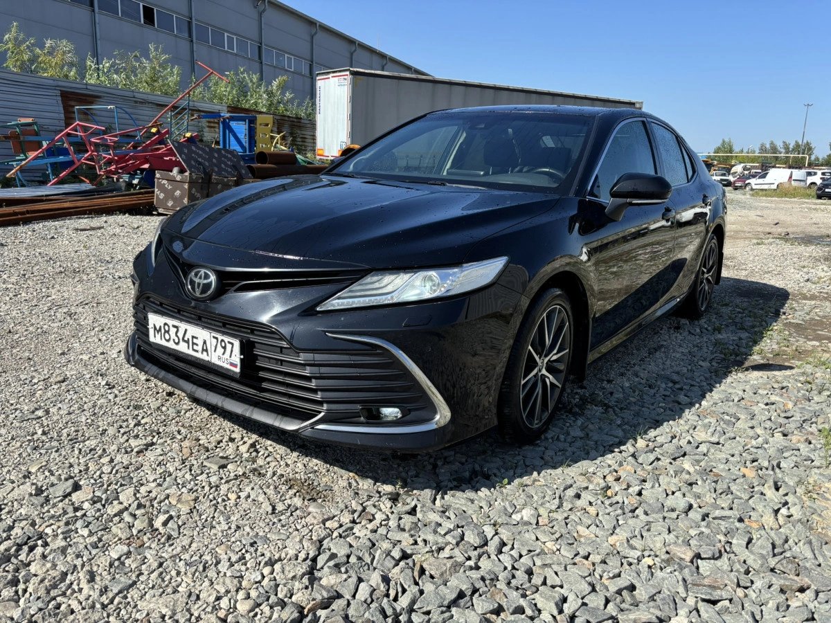 TOYOTA Camry — Новосибирск