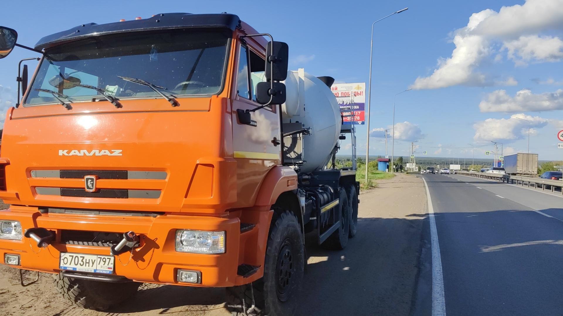 Туймазинский завод автобетоновозов (ТЗА) 5814T6 — Киров