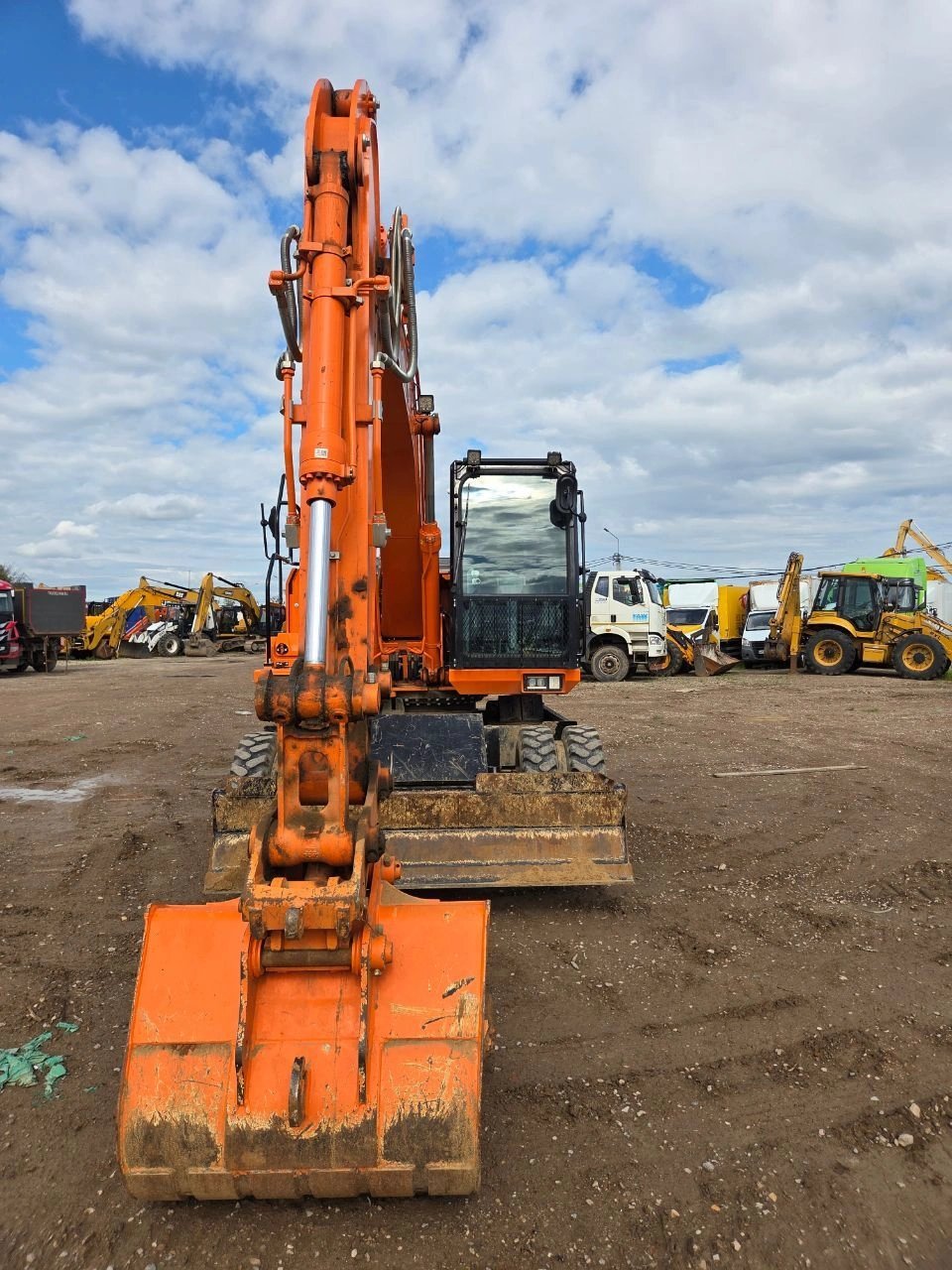 Lonking CDM6155W Экскаватор колесный — Химки