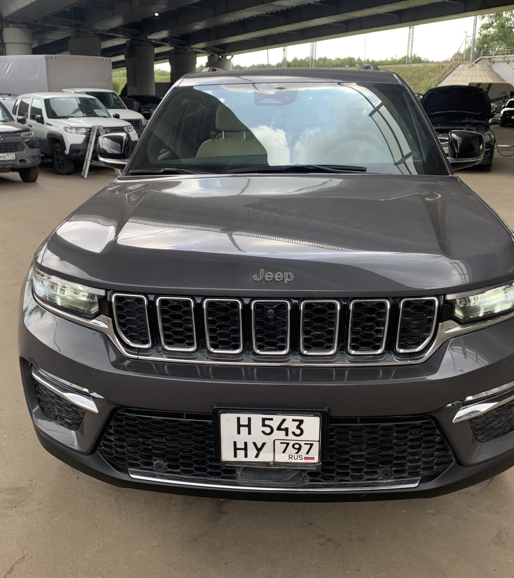 Jeep GRAND CHEROKEE — Москва