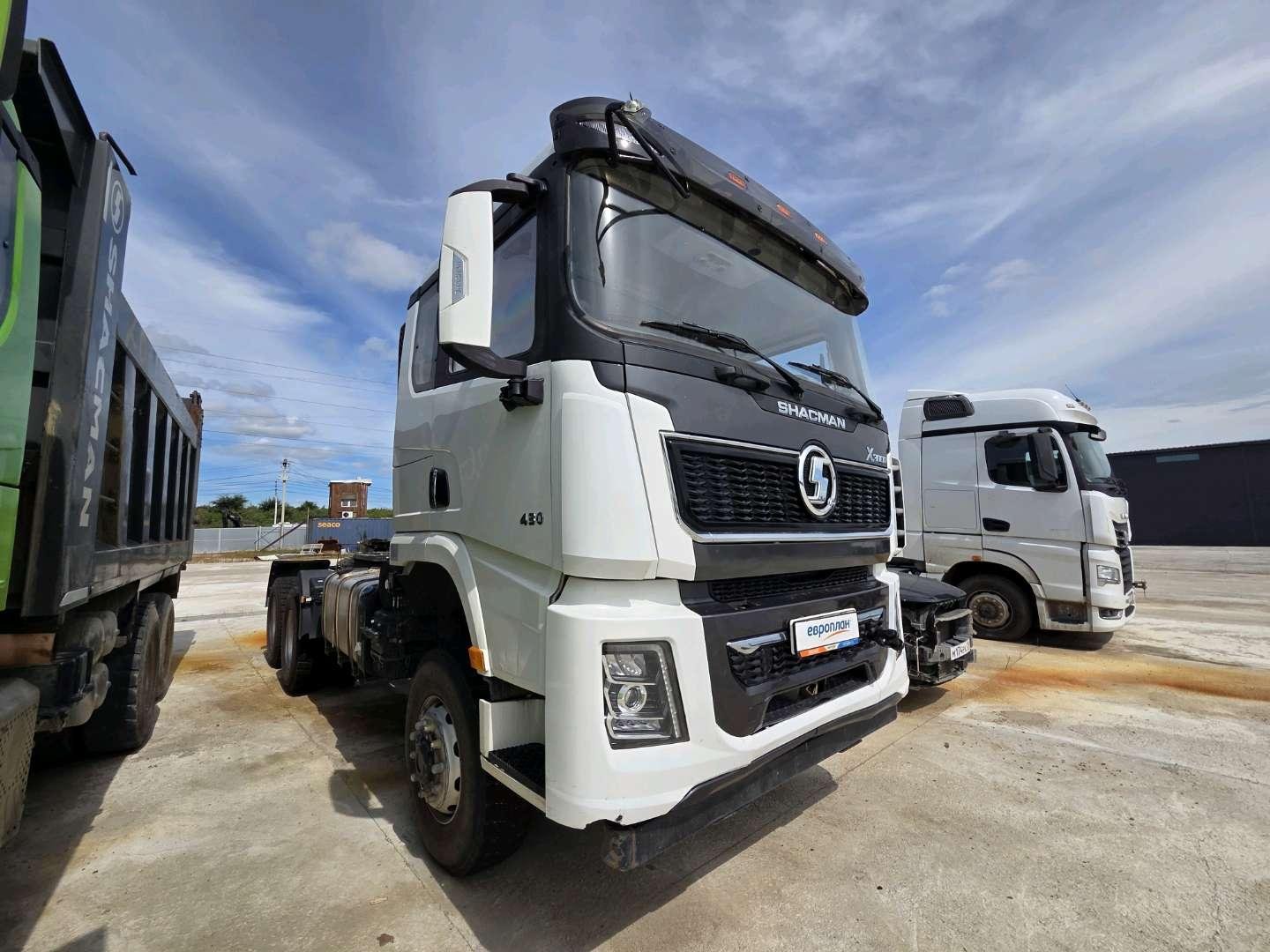 Shacman SX42586V385 — Благовещенск