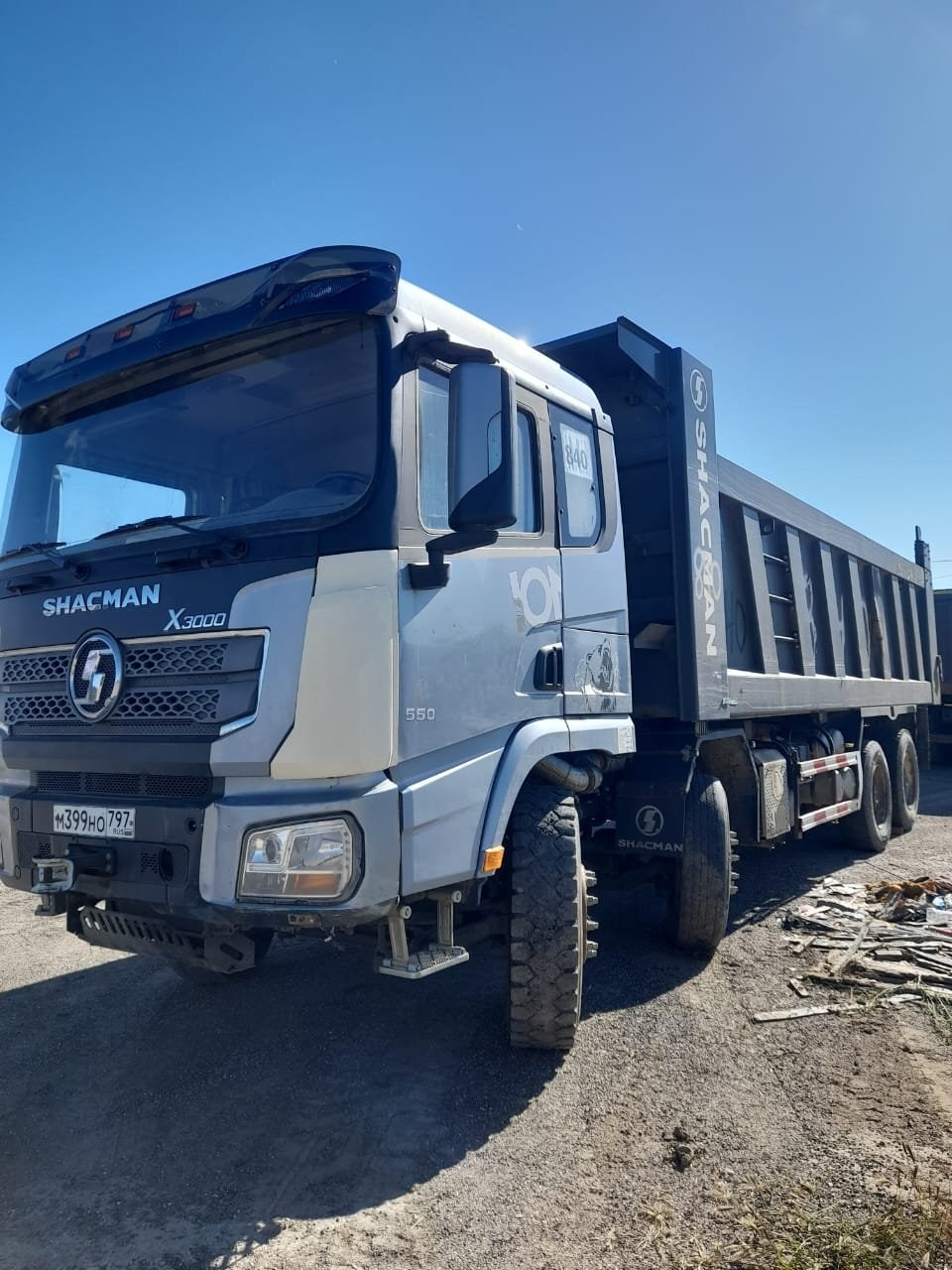 SHACMAN (SHAANXI) 8x4 Самосвал — Краснокаменск