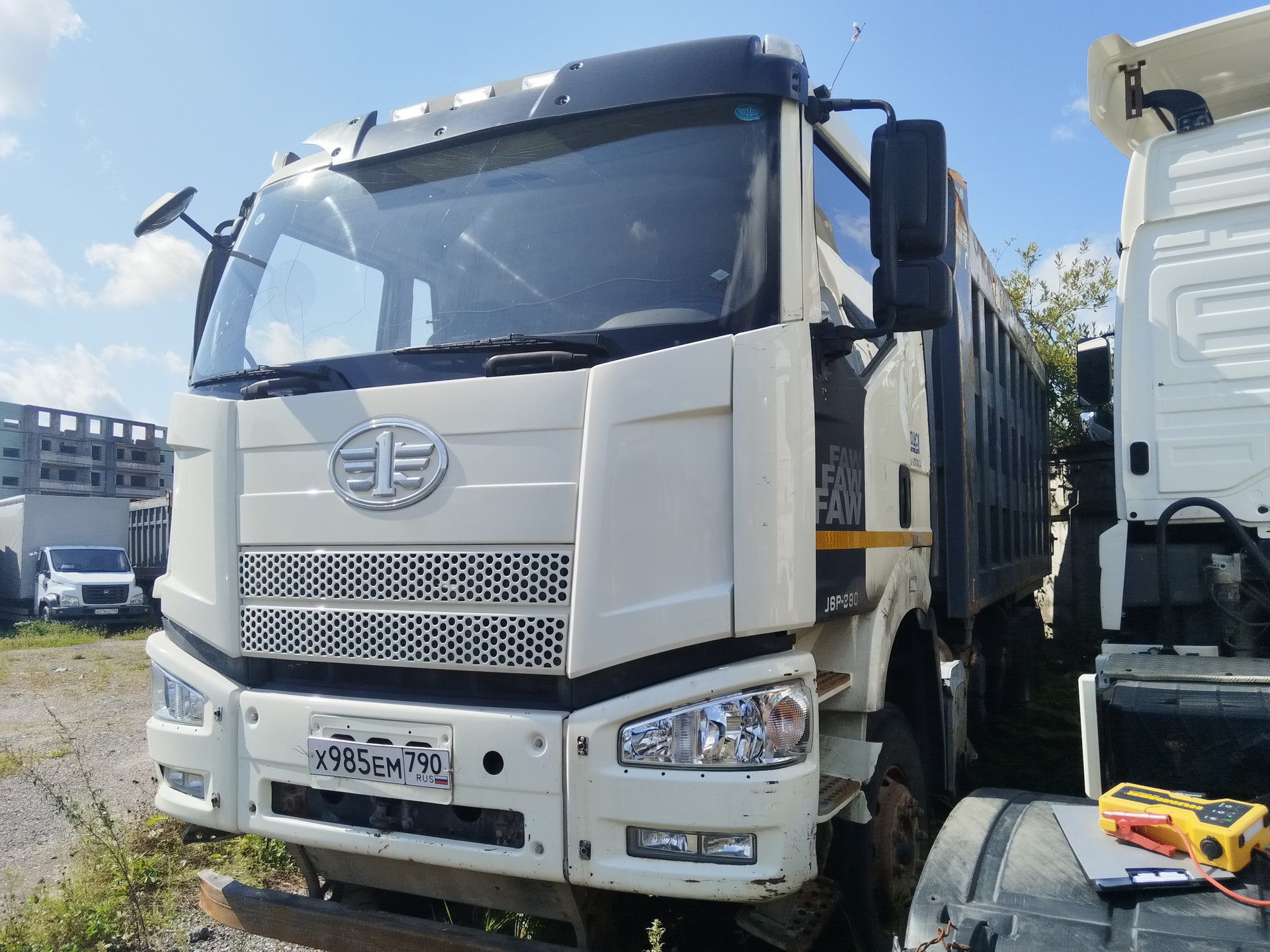 FAW J6* 6x4 Самосвал — Москва