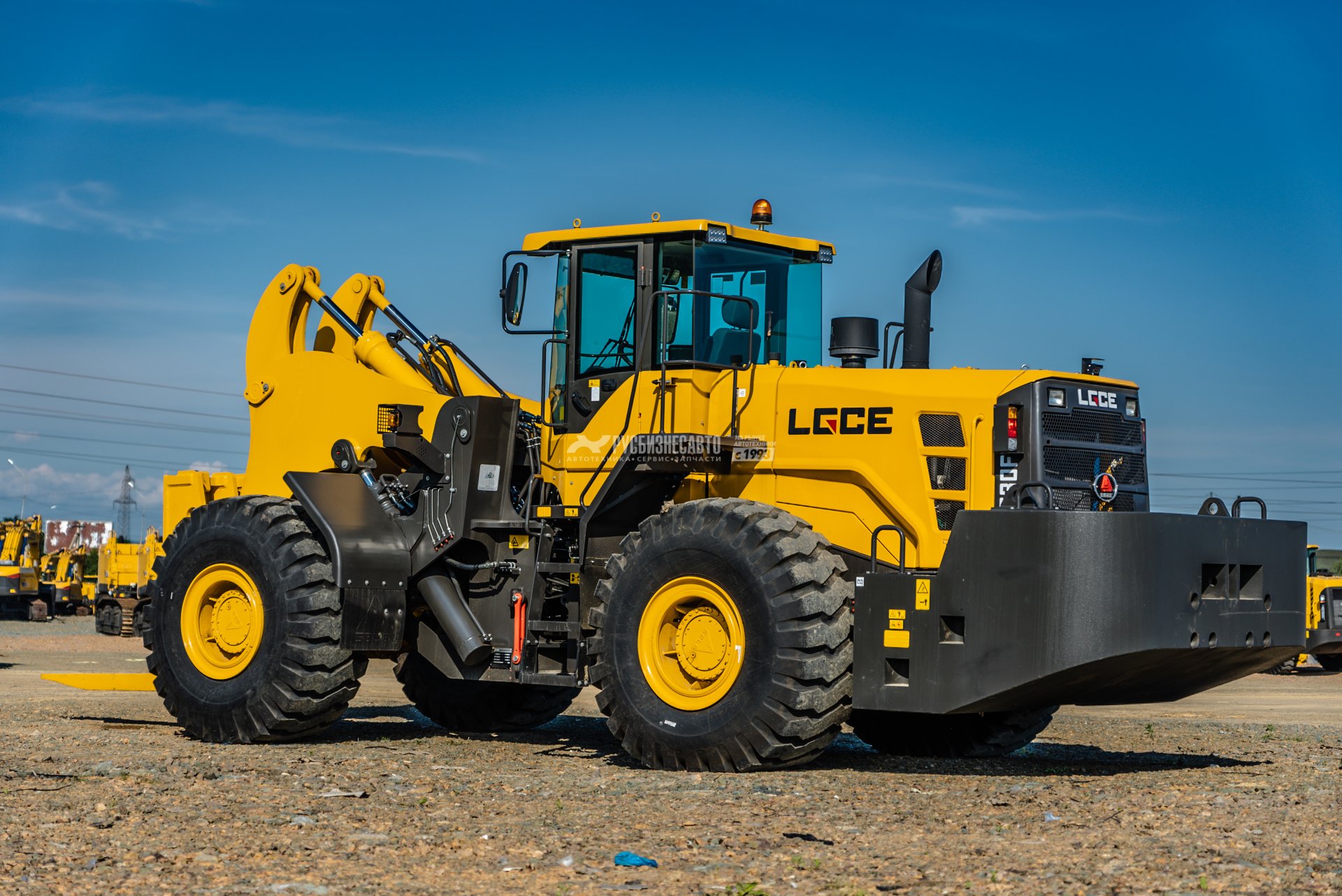 Погрузчик фронтальный LGCE LFT30F — новая техника в лизинг