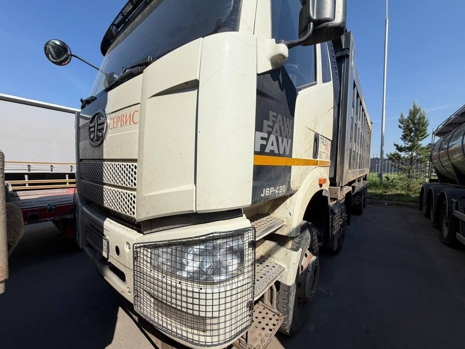 FAW CA 3310 8x4 Самосвал — Красноярск